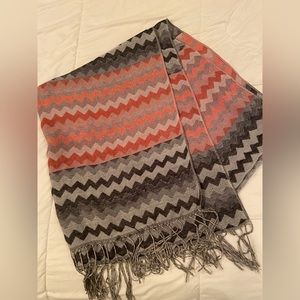 Scarf coral/grey
